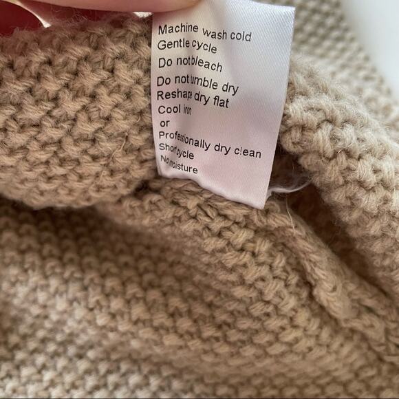 Cocogio Waffle Knit Cardigan Collared Pockets Wool Blend Oatmeal Tan M EUC - Picture 9 of 11